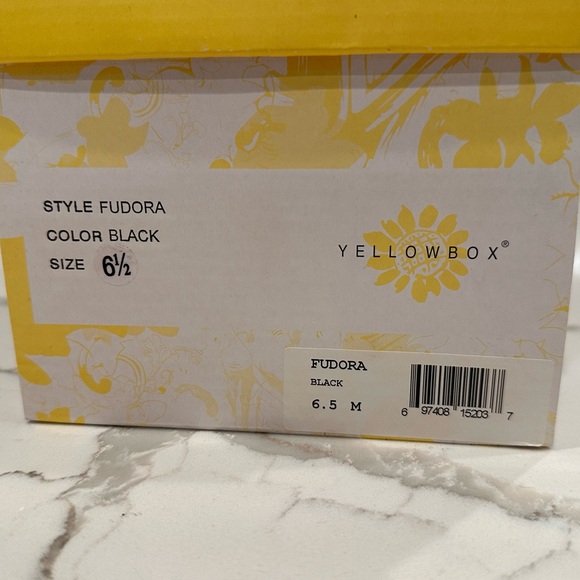 🌸Yellow box Fudora Black Size 6.5 Great used condition.🌸 - Picture 2 of 8